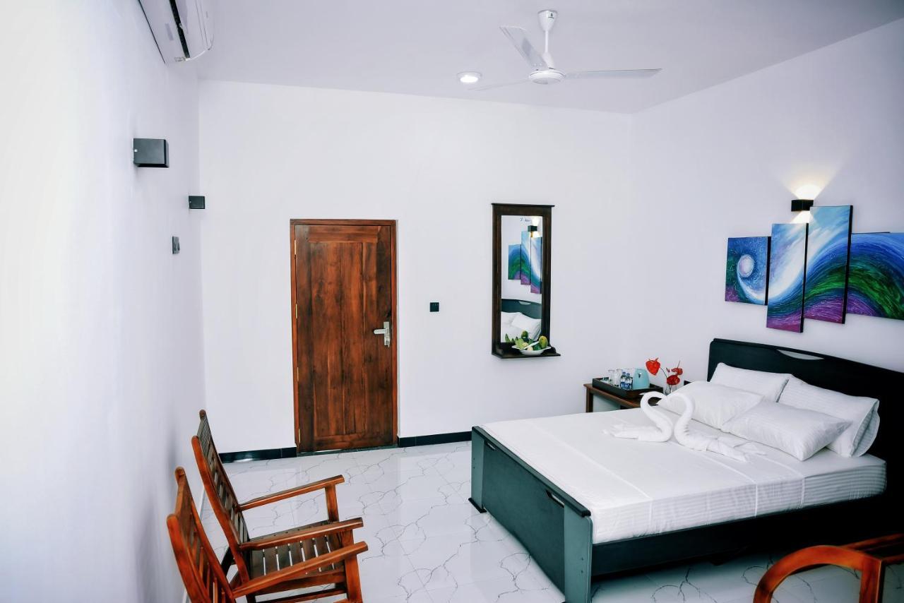 Aurum Boutique Hotel Negombo Exterior photo
